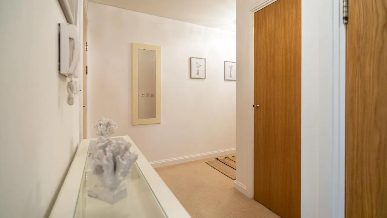 Hansen Court - Stylish Bay Apartment With Parking And River Views Cardiff Wielka Brytania